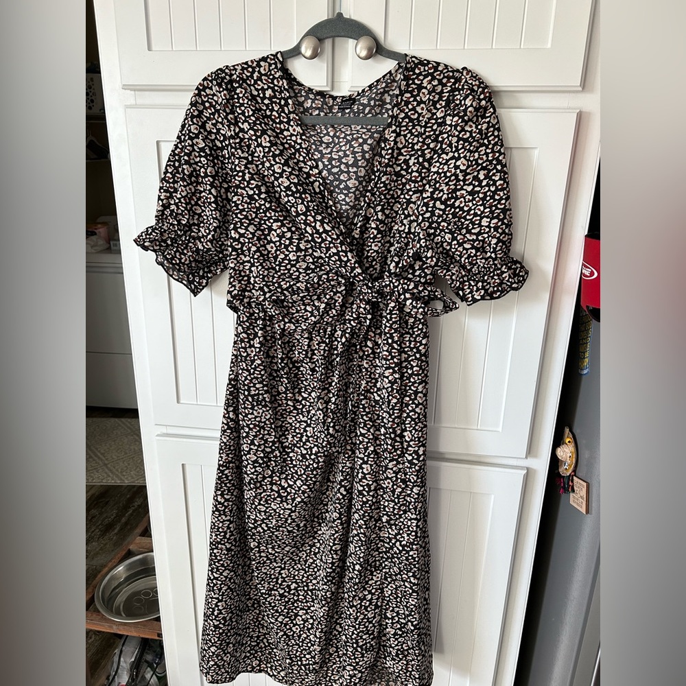 Leopard Print Midi Maternity Dress Size Large